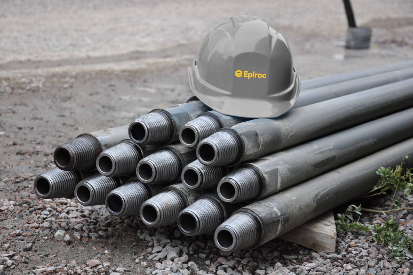 secoroc-dth-drill-pipes